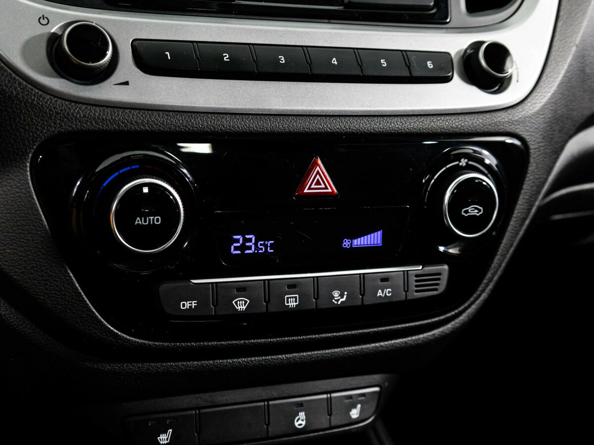Hyundai Solaris 2017 года с пробегом. Фото: #11