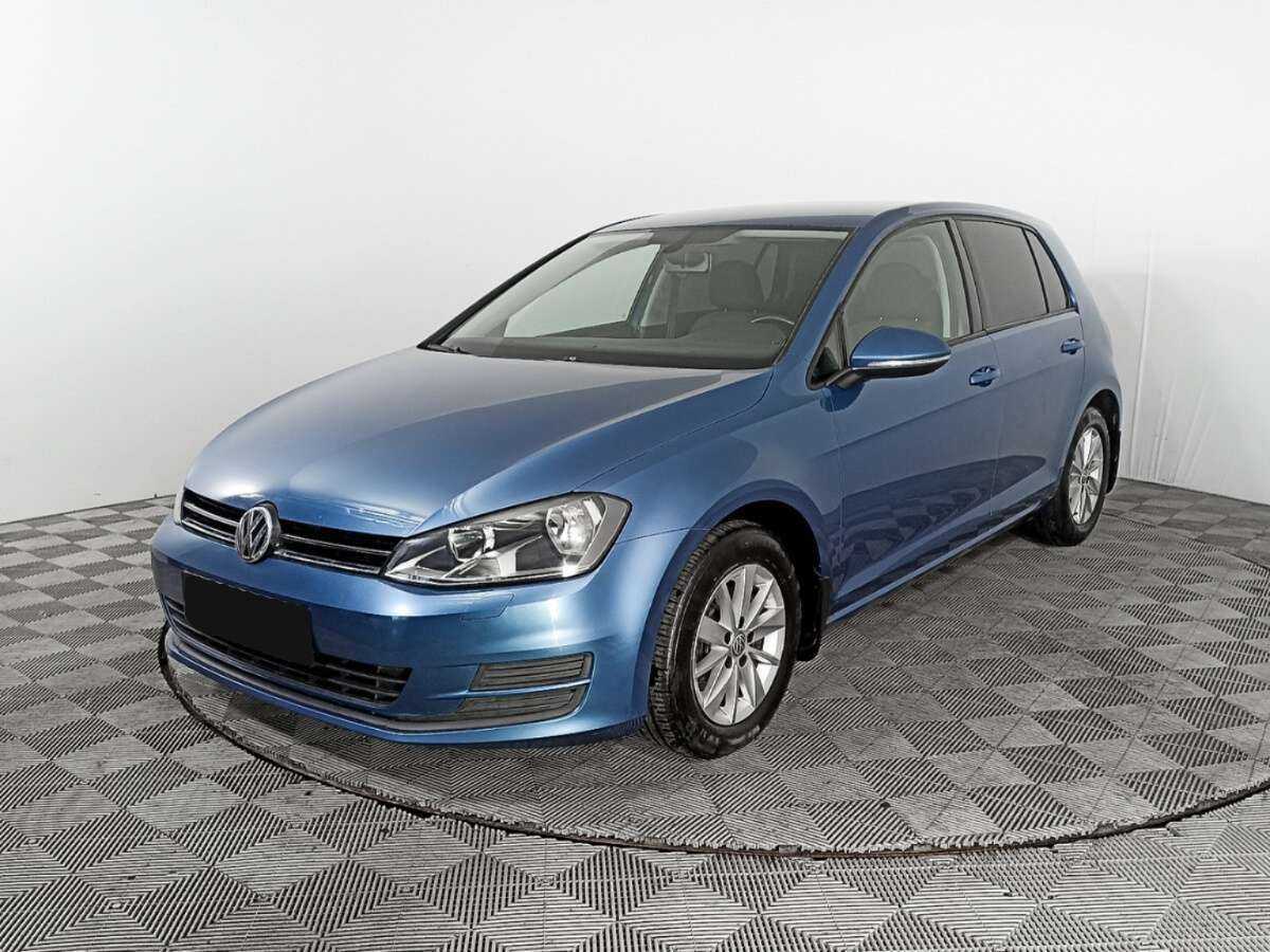 Volkswagen Golf 2013 года с пробегом. Посмотреть фото