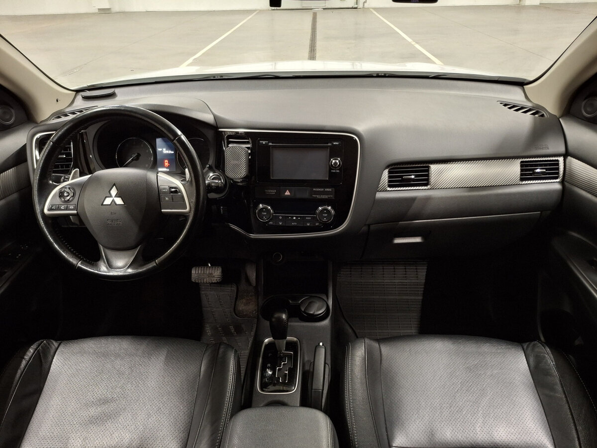 Mitsubishi Outlander 2013 года с пробегом. Фото: #13