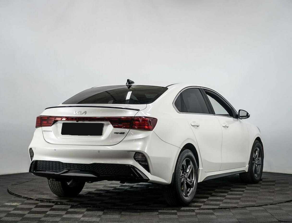 Kia Cerato 2022 года с пробегом. Фото: #3
