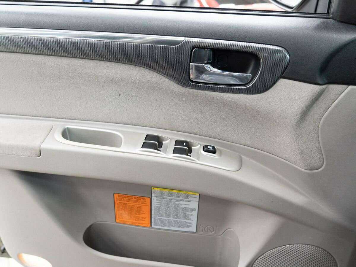 Б/У Митсубиши Паджеро Спорт 2014 года. Фото: #14