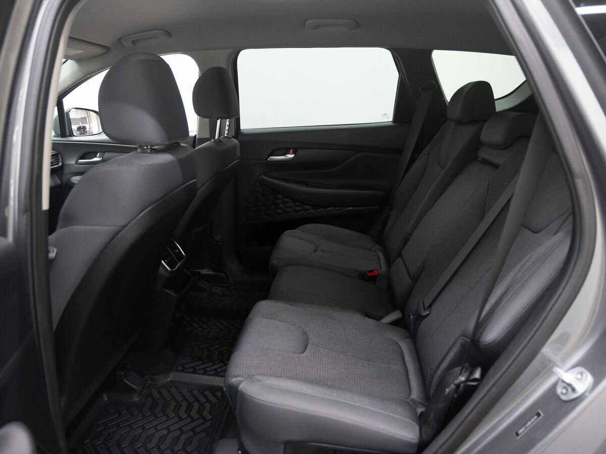 Hyundai Santa Fe 2019 года с пробегом. Фото: #8