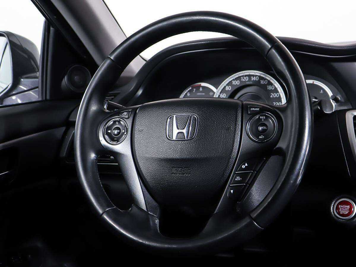 Honda Accord 2013 года с пробегом. Фото: #11