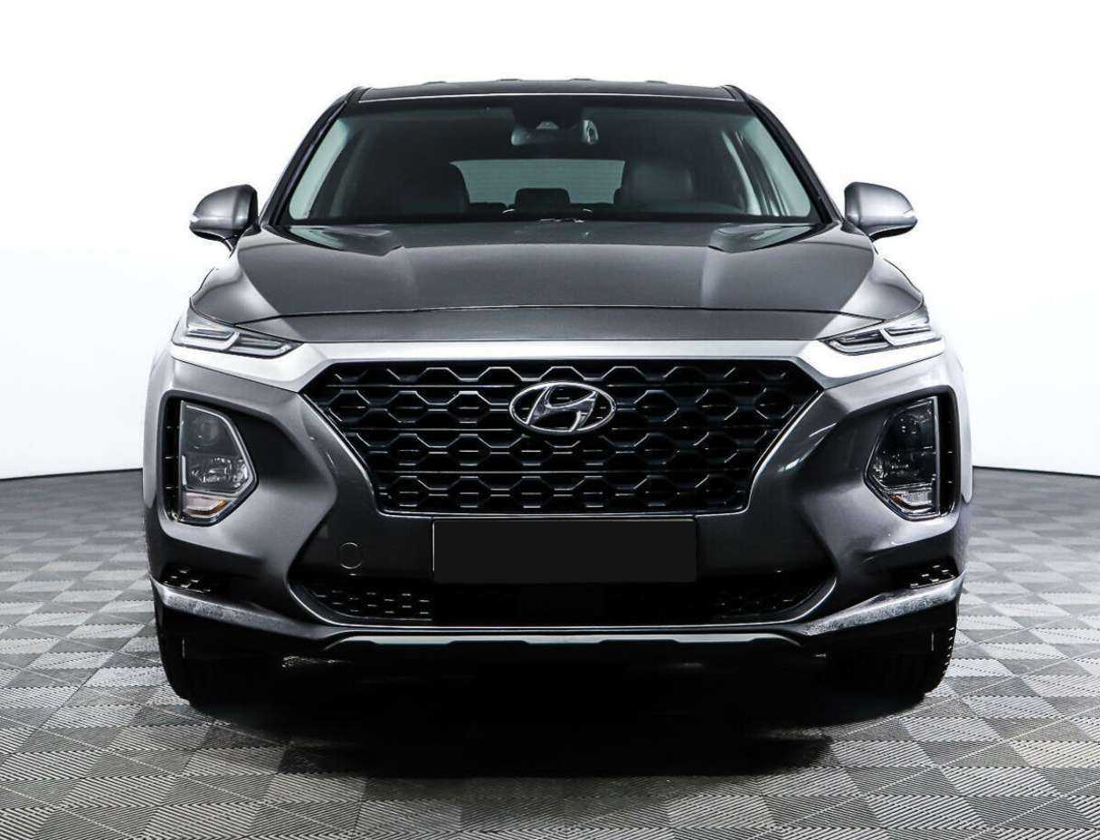 Hyundai Santa Fe 2018 года с пробегом. Фото: #1