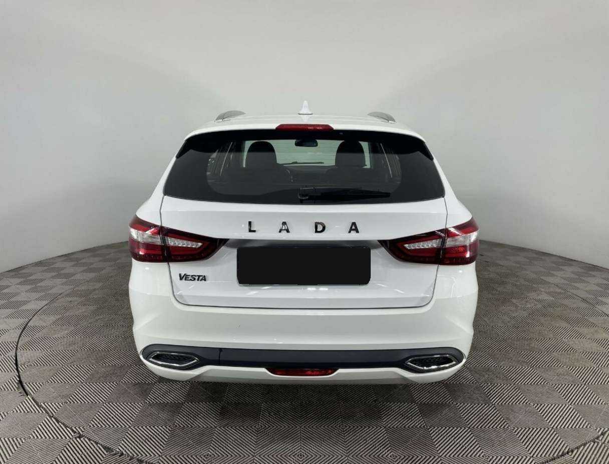 Б/У Лада (ВАЗ) Веста 2023 года. Фото: #2
