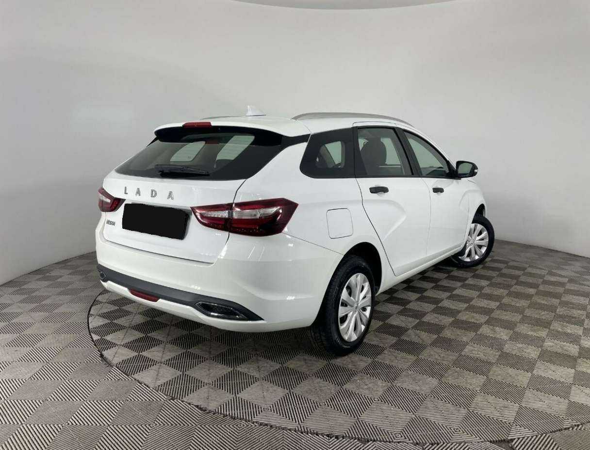 Б/У Лада (ВАЗ) Веста 2023 года. Фото: #5