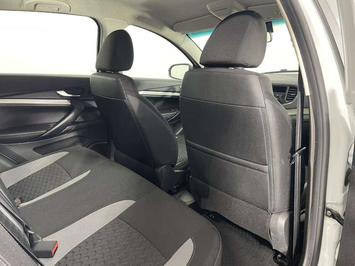 Б/У Лада (ВАЗ) Веста 2023 года. Фото: #15