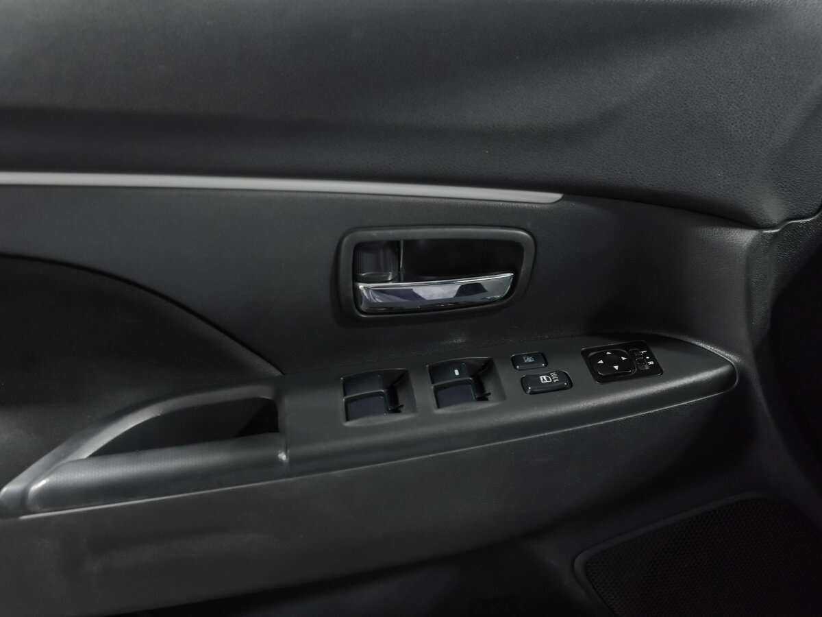 Mitsubishi ASX 2012 года с пробегом. Фото: #10