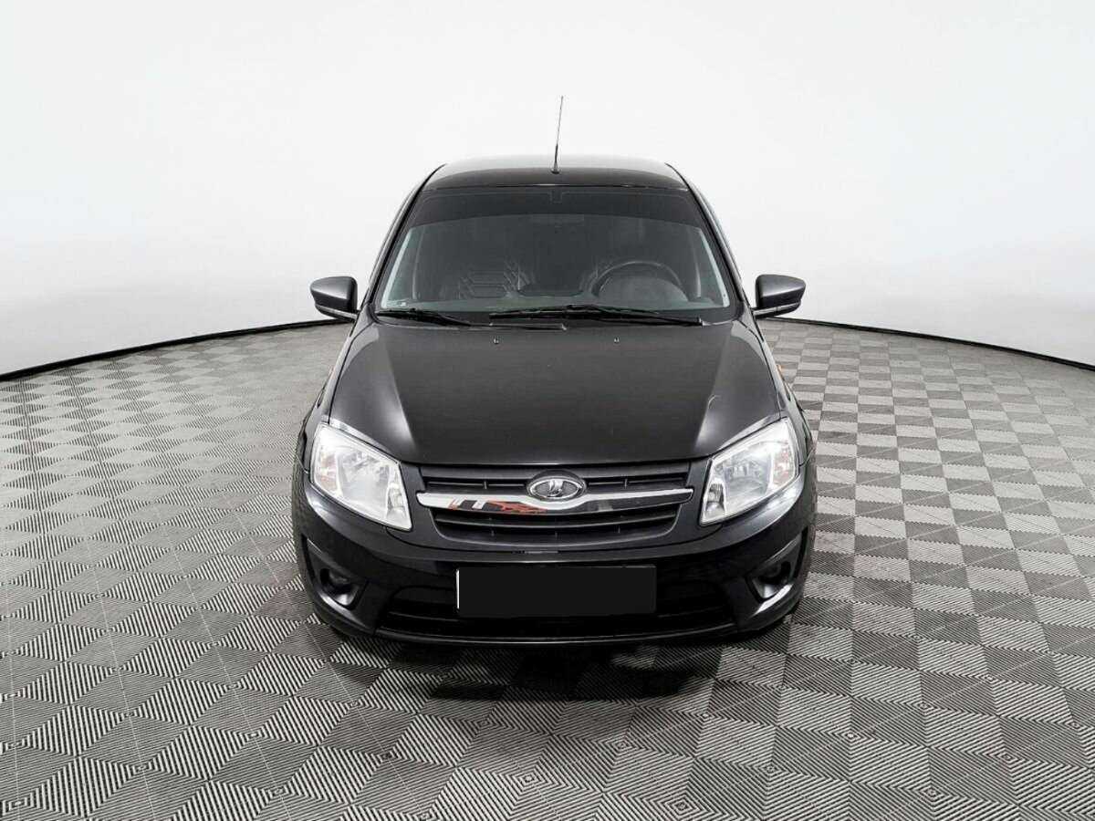 Б/У Лада (ВАЗ) Гранта 2016 года. Фото: #1