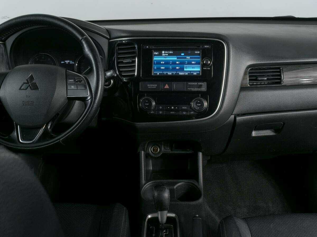 Mitsubishi Outlander 2016 года с пробегом. Фото: #7
