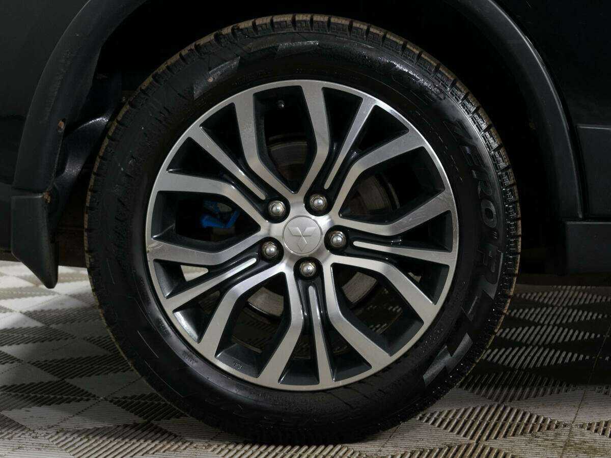 Mitsubishi Outlander 2016 года с пробегом. Фото: #14