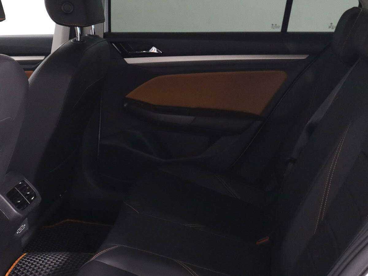 Volkswagen Bora 2022 года с пробегом. Фото: #8