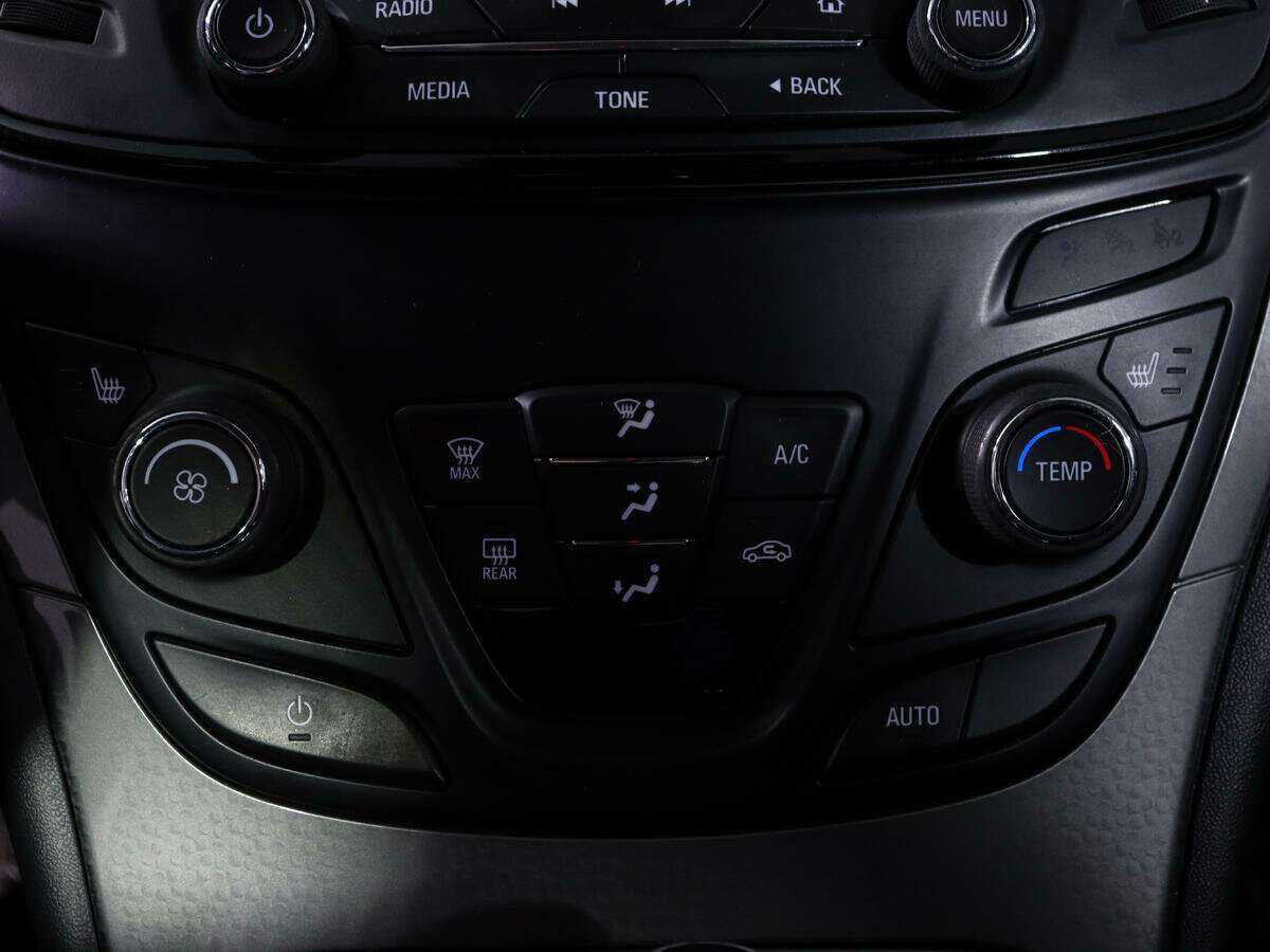 Opel Insignia 2014 года с пробегом. Фото: #15