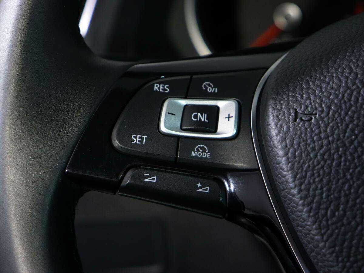 Volkswagen Tiguan 2017 года с пробегом. Фото: #14