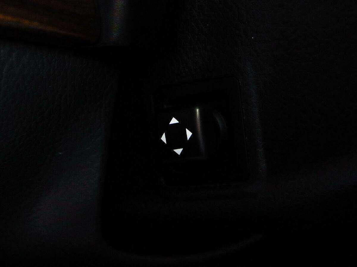 Kia Mohave 2017 года с пробегом. Фото: #18