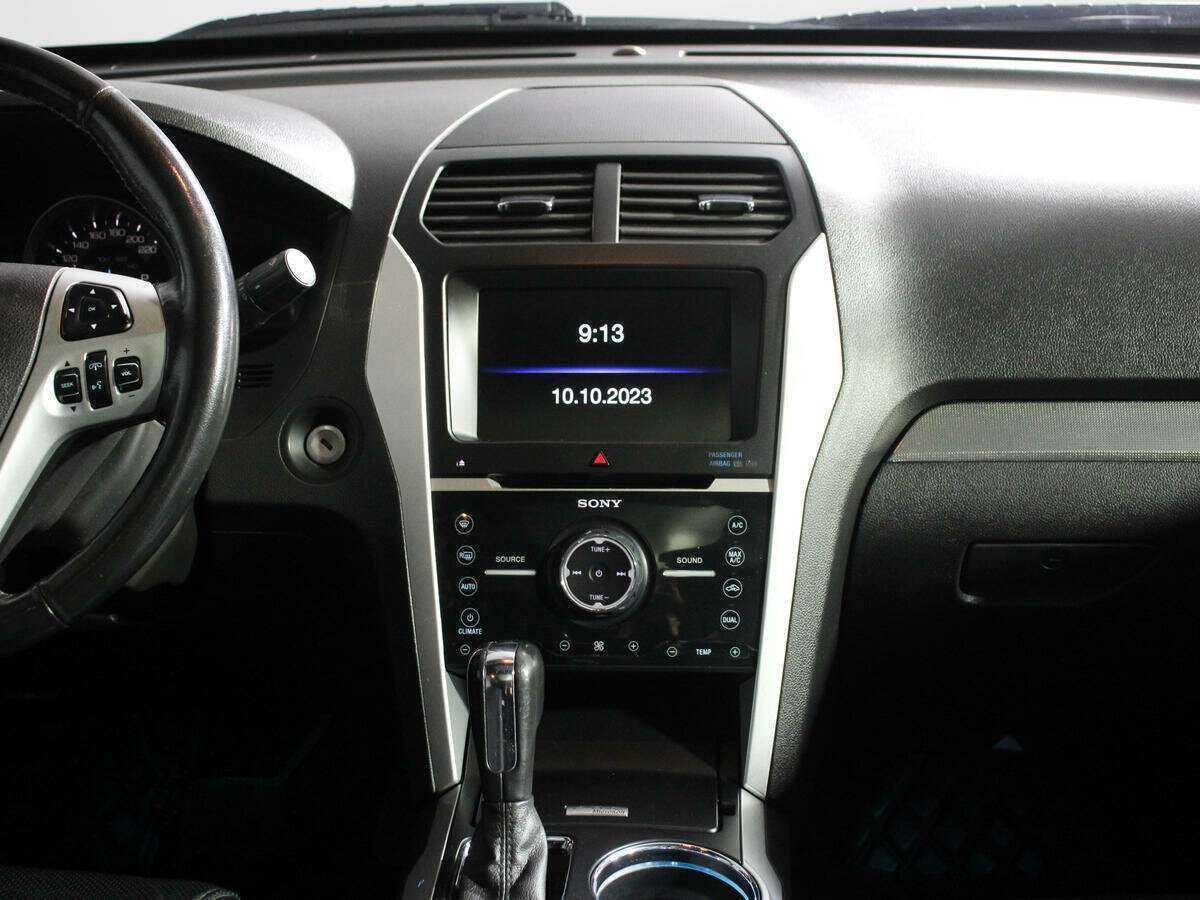 Ford Explorer 2013 года с пробегом. Фото: #10