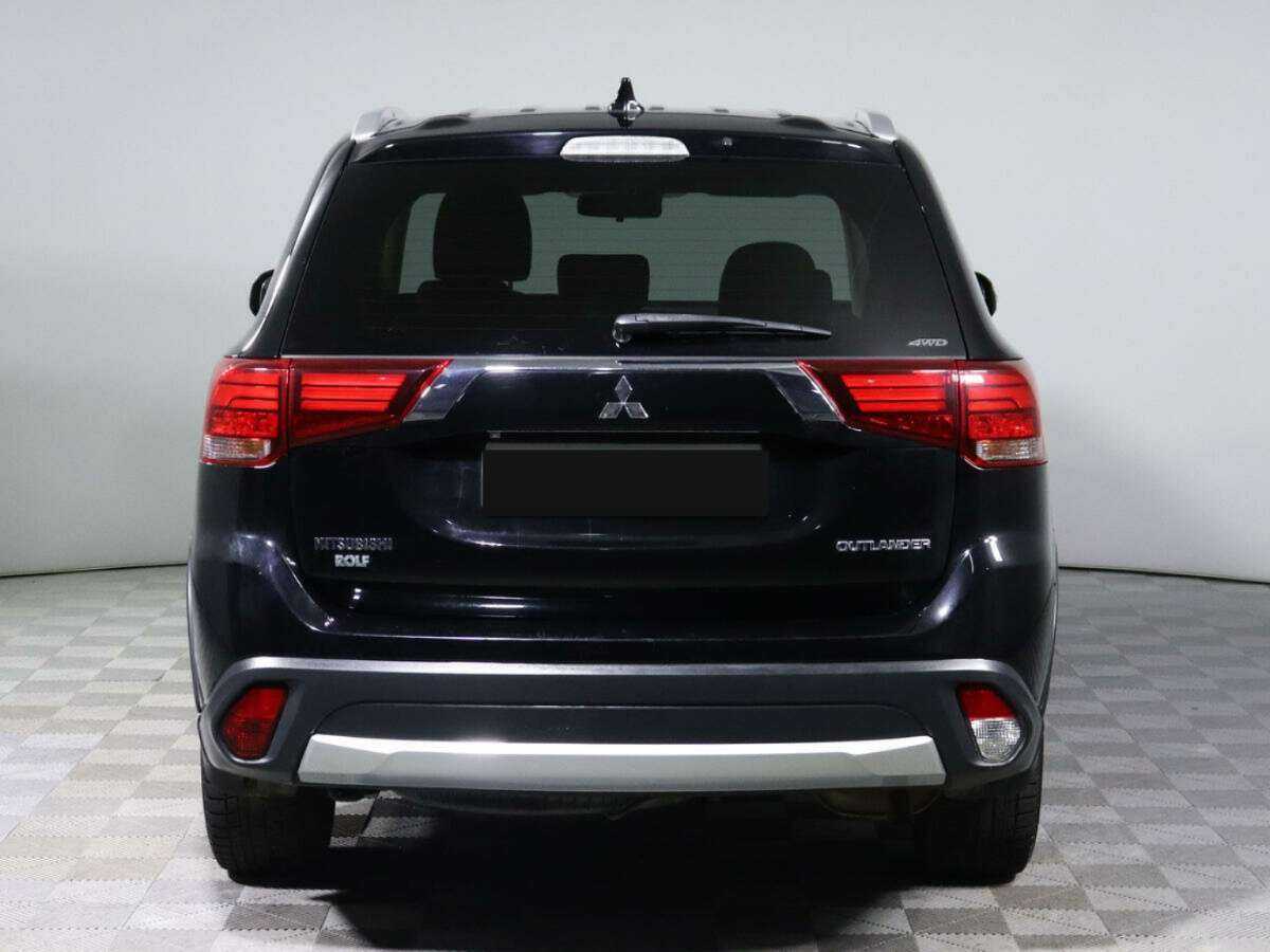 Mitsubishi Outlander 2018 года с пробегом. Фото: #5