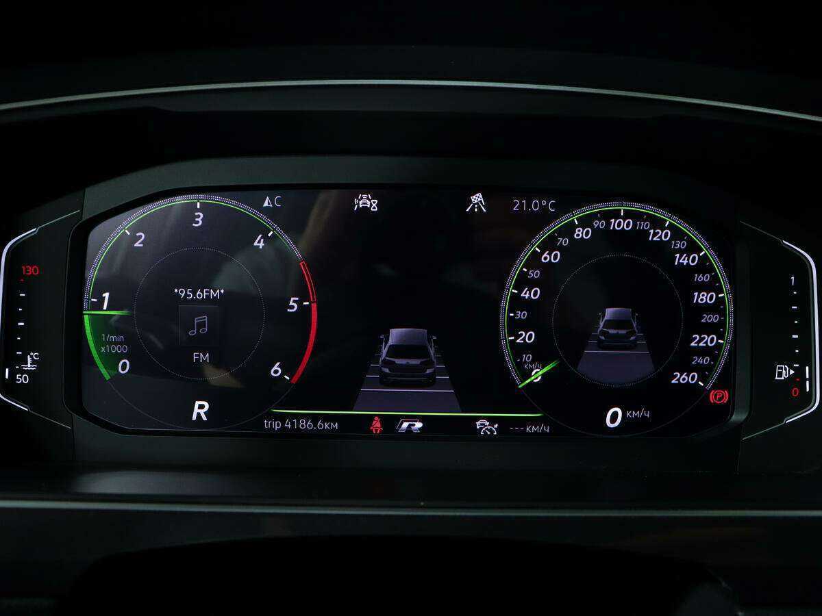 Volkswagen Tiguan 2019 года с пробегом. Фото: #8