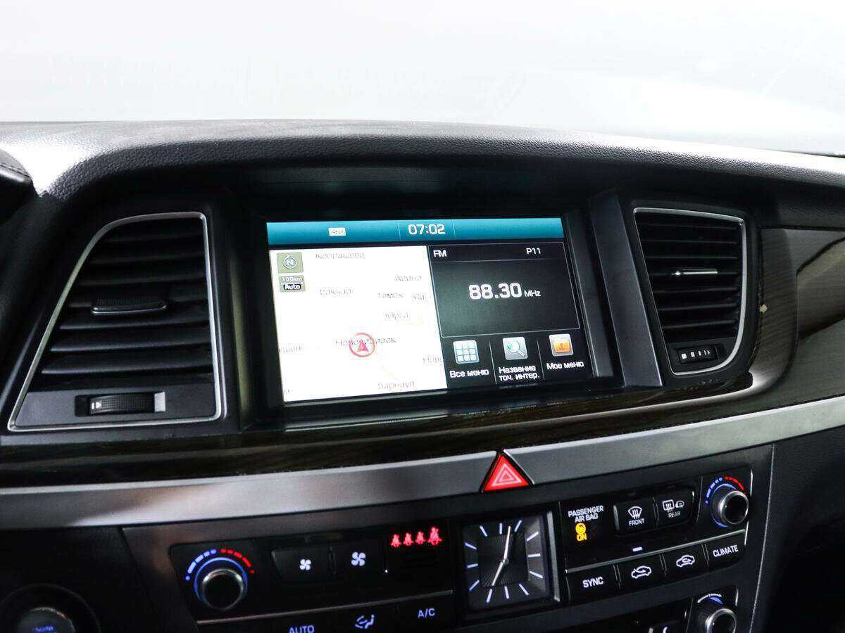 Hyundai Genesis 2014 года с пробегом. Фото: #15