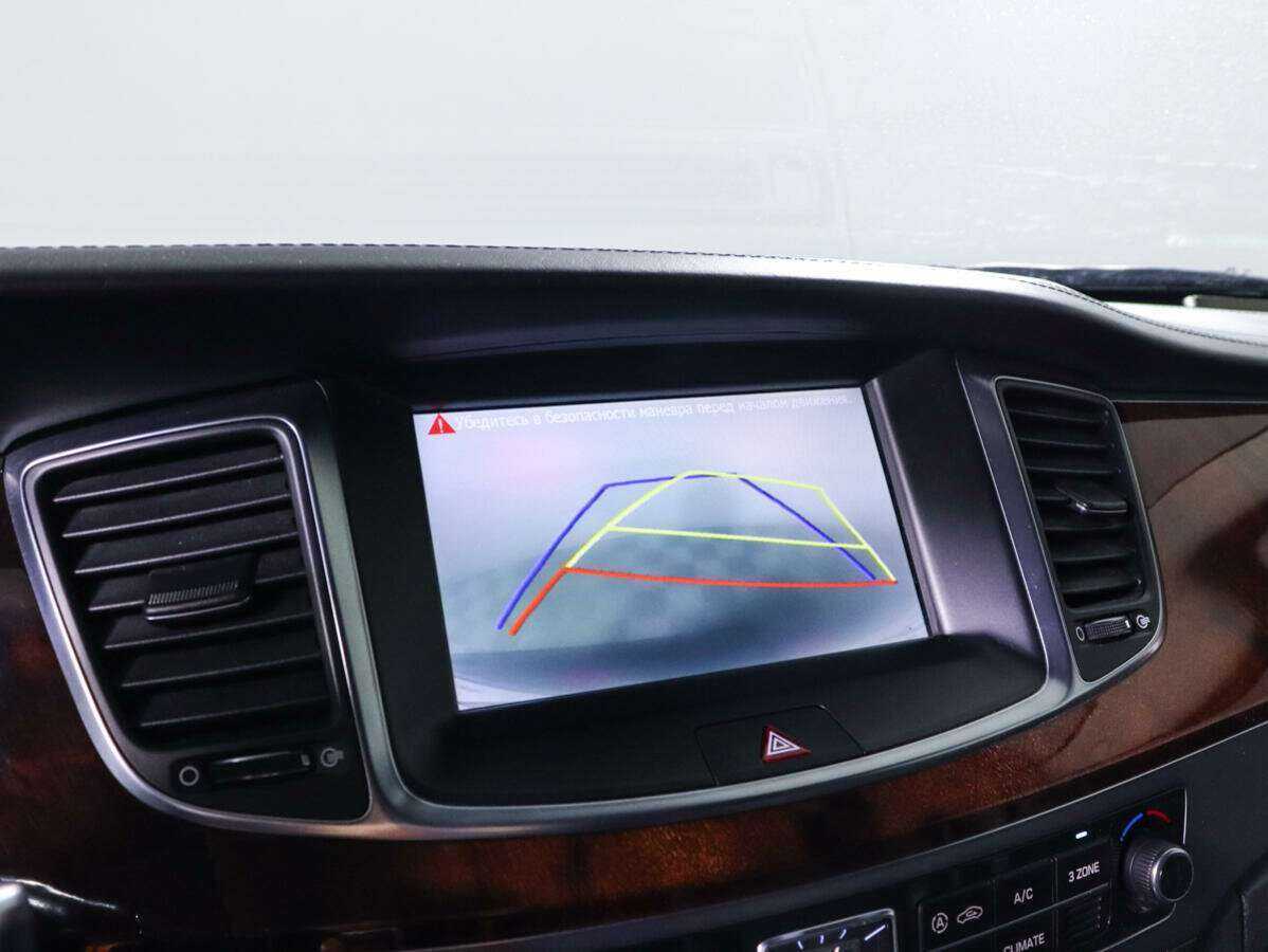 Hyundai Equus 2014 года с пробегом. Фото: #24