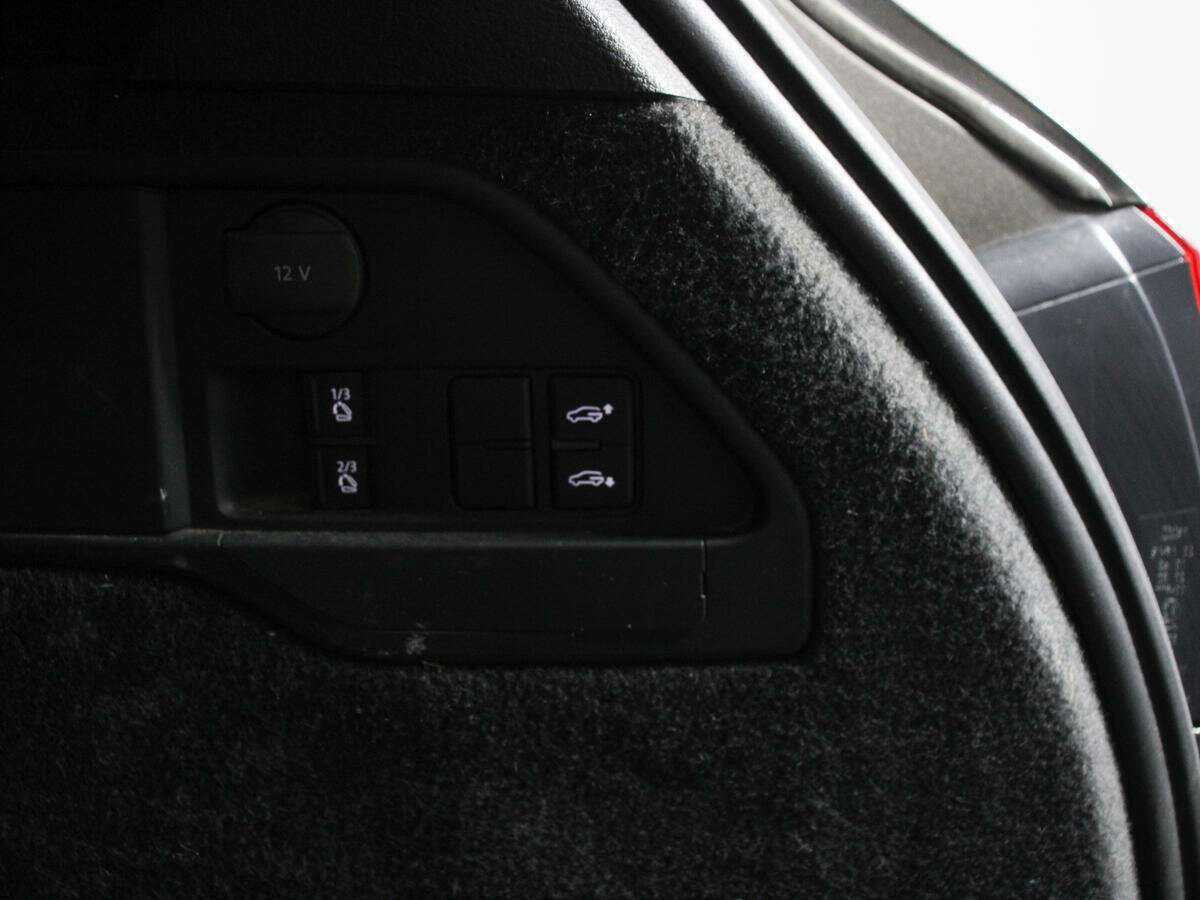 Volkswagen Touareg 2015 года с пробегом. Фото: #12