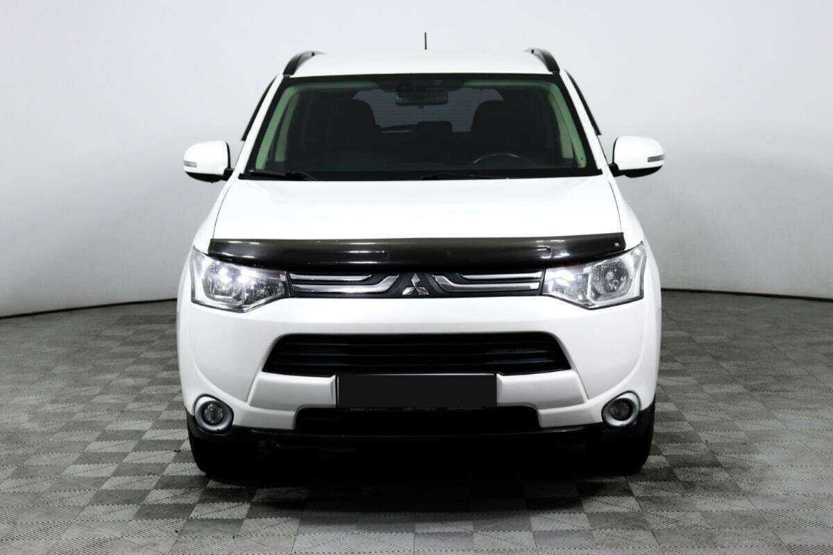 Mitsubishi Outlander 2013 года с пробегом. Фото: #1