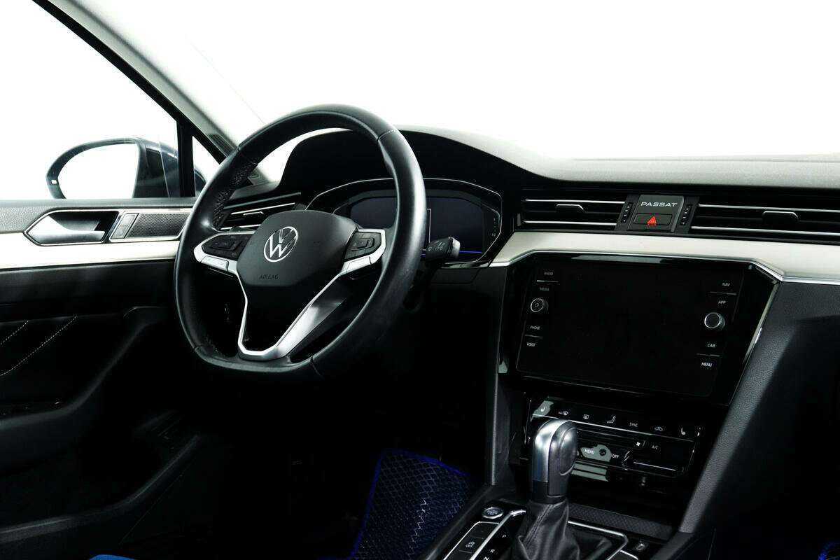 Volkswagen Passat 2021 года с пробегом. Фото: #8