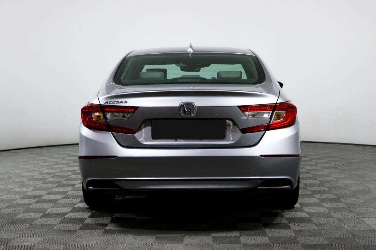 Honda Accord 2018 года с пробегом. Фото: #5