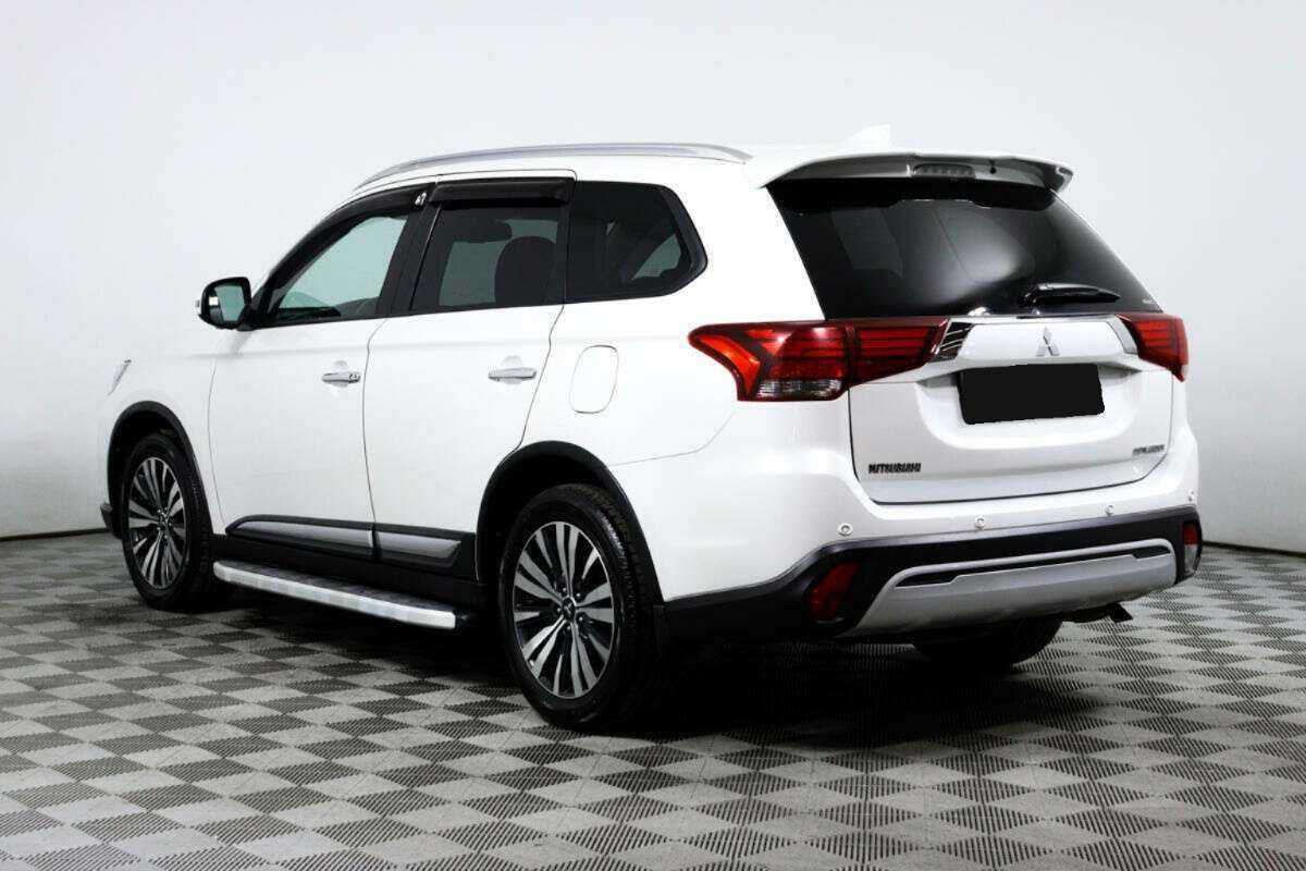 Mitsubishi Outlander 2019 года с пробегом. Фото: #6