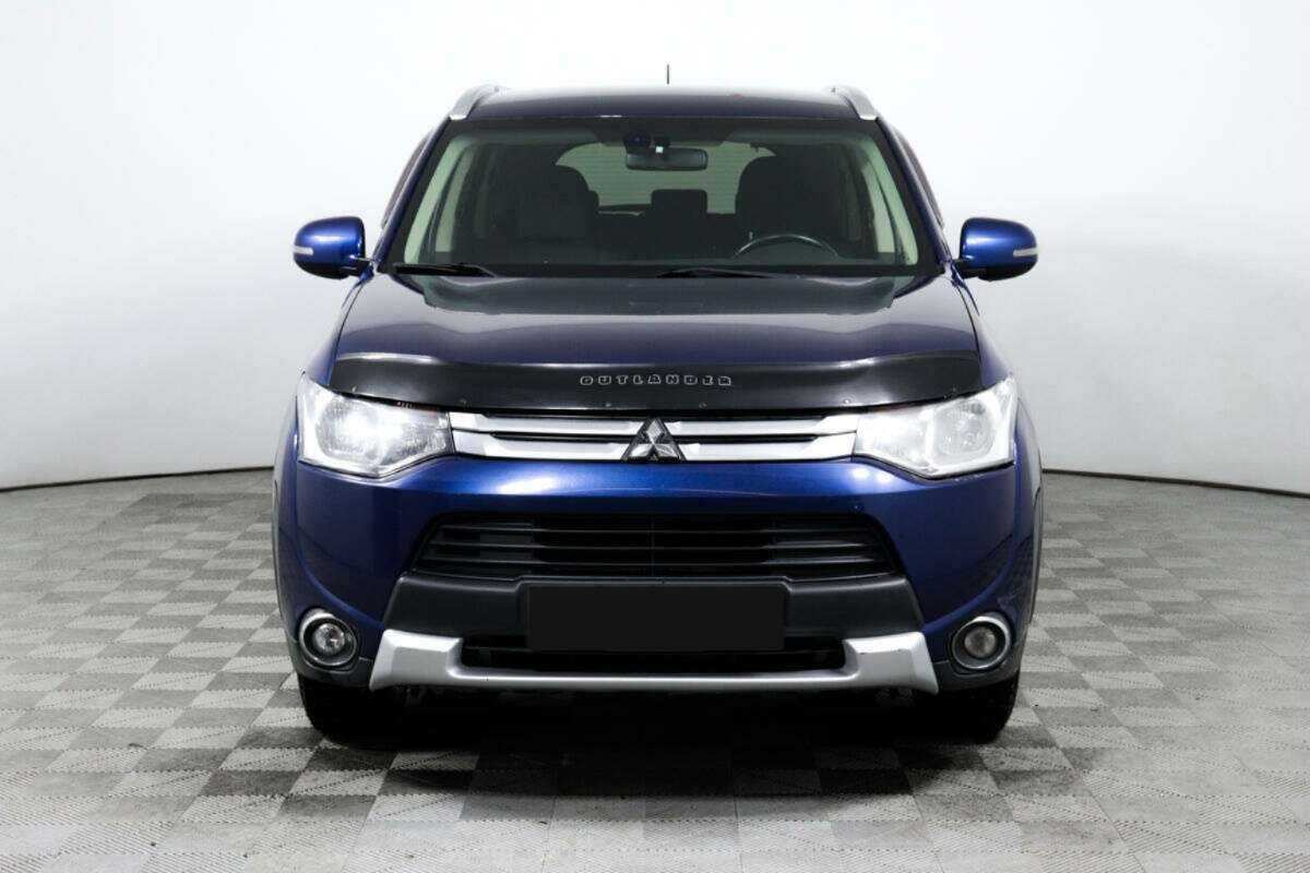 Mitsubishi Outlander 2014 года с пробегом. Фото: #1