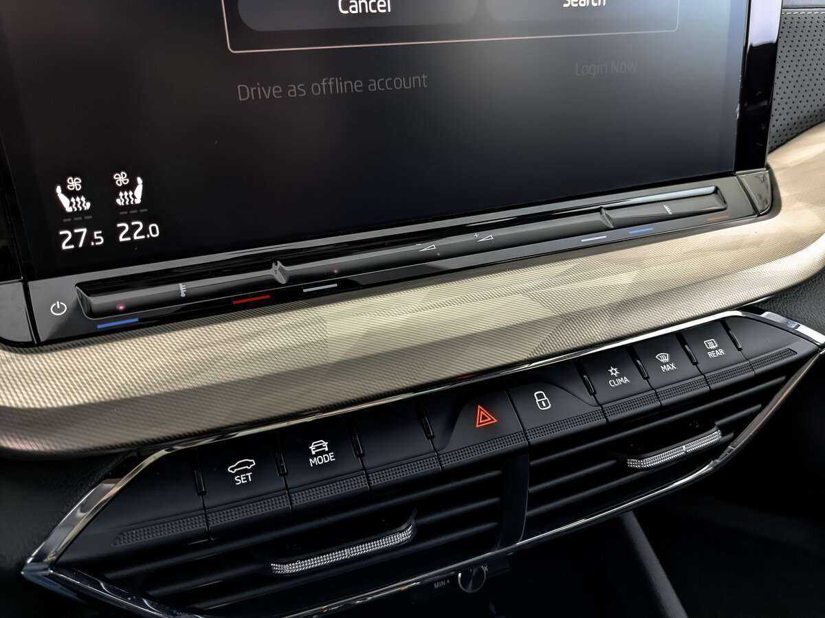 Skoda Octavia 2023 года с пробегом. Фото: #22