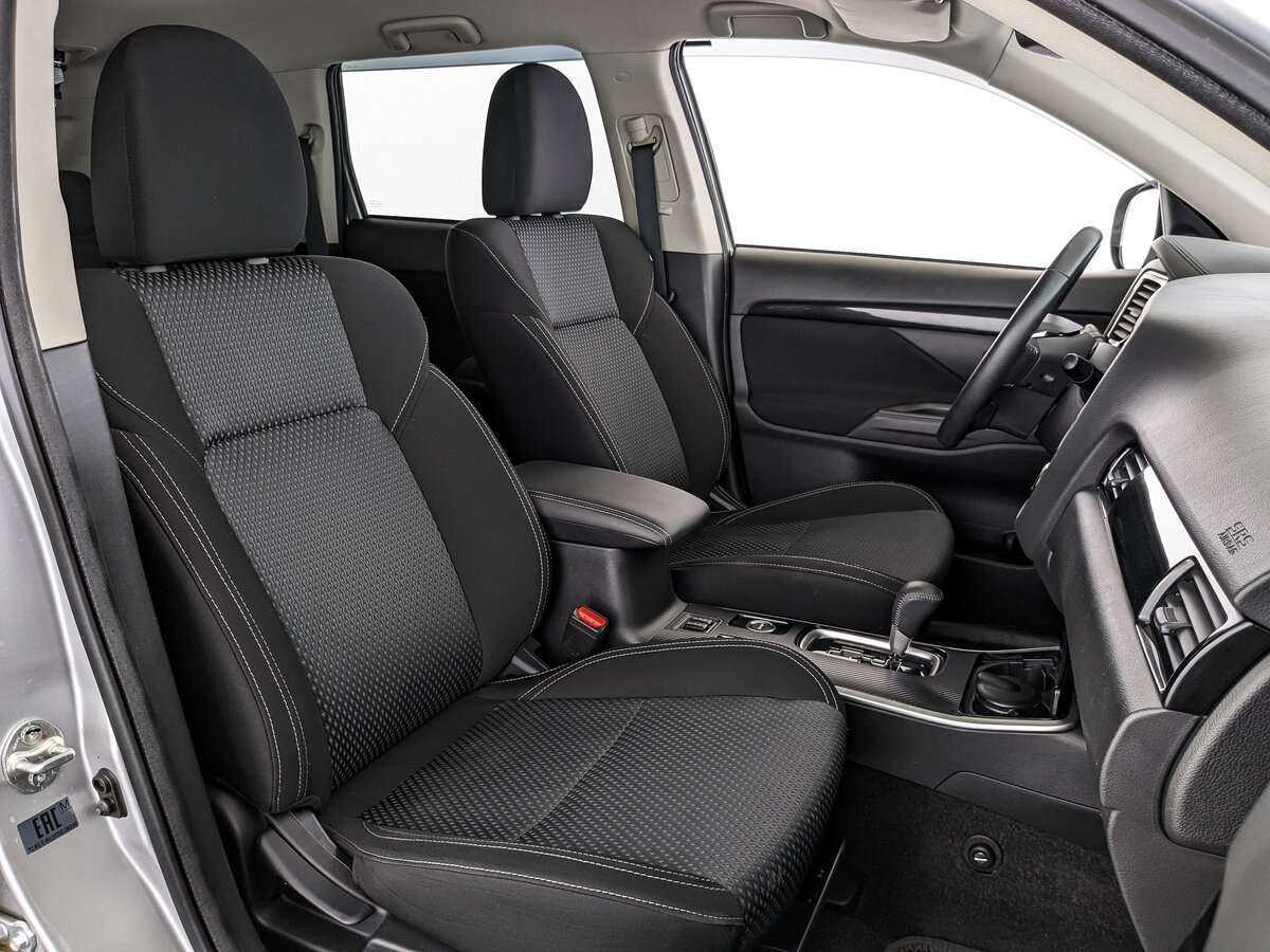 Mitsubishi Outlander 2020 года с пробегом. Фото: #20