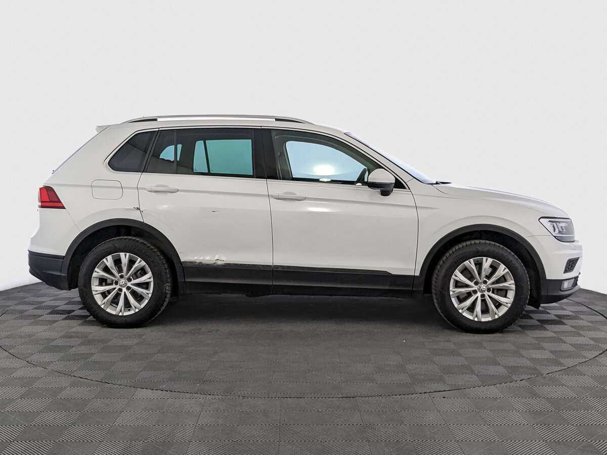 Volkswagen Tiguan 2018 года с пробегом. Фото: #3
