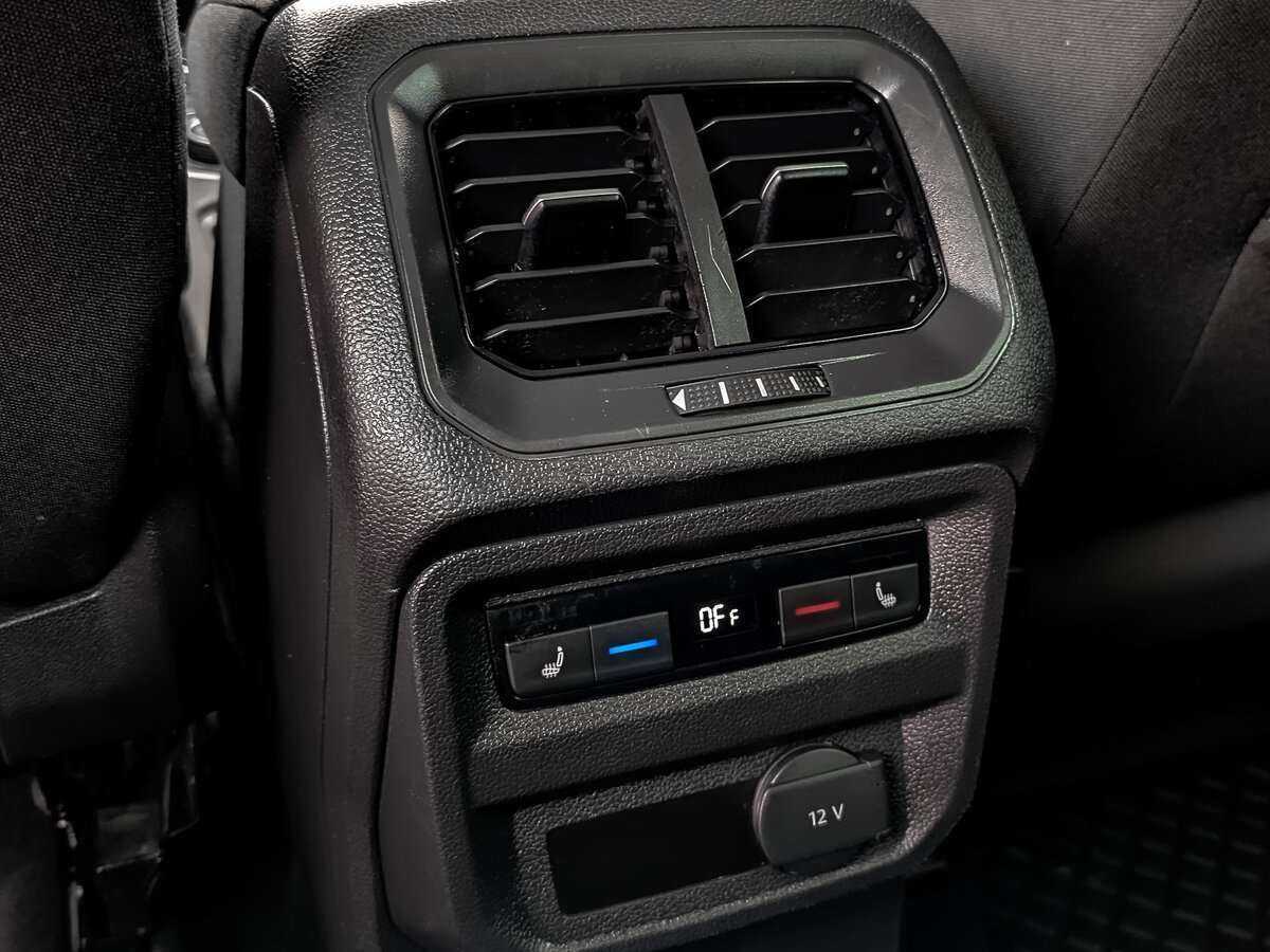 Volkswagen Tiguan 2018 года с пробегом. Фото: #21