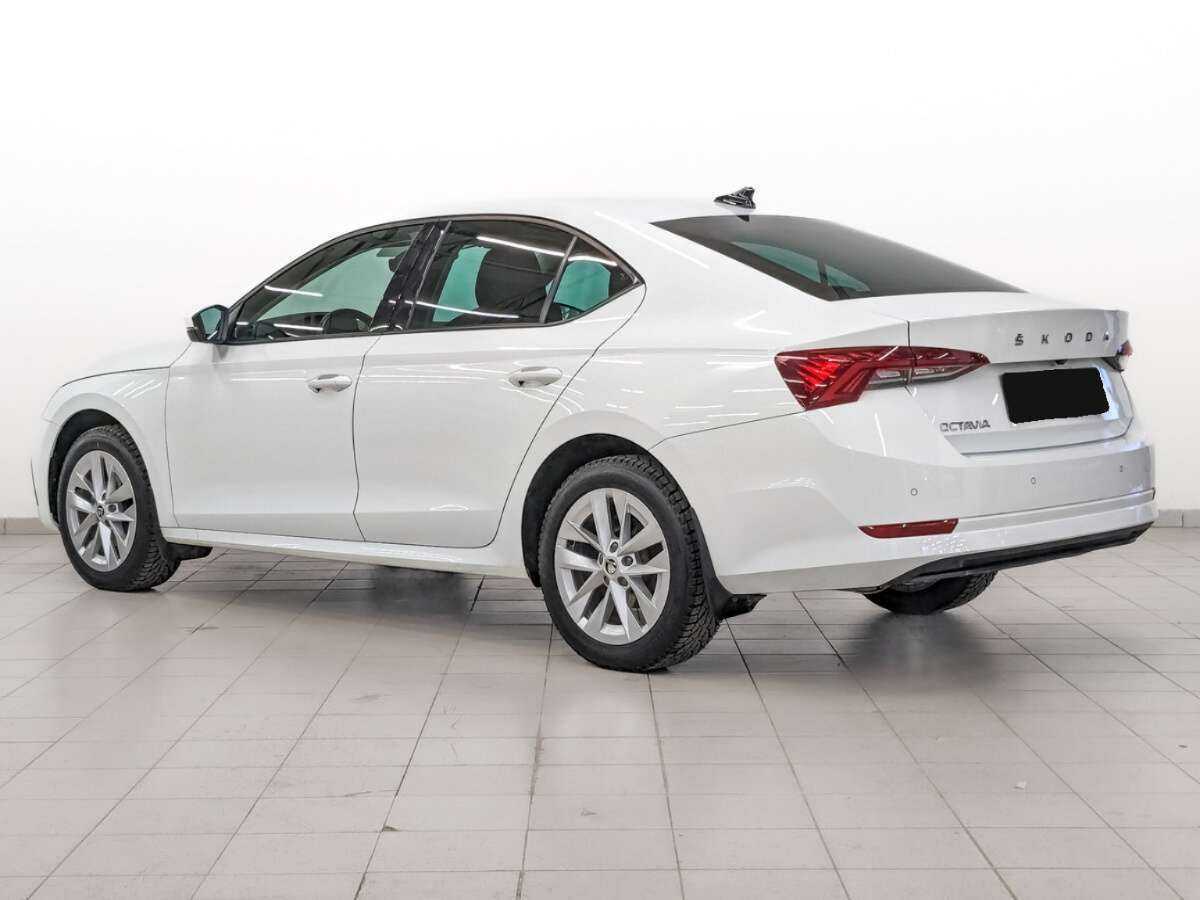 Skoda Octavia 2021 года с пробегом. Фото: #4