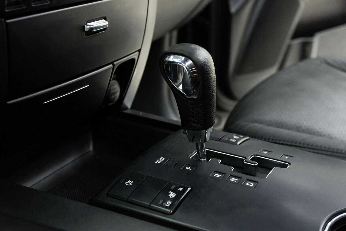 Kia Mohave 2012 года с пробегом. Фото: #11