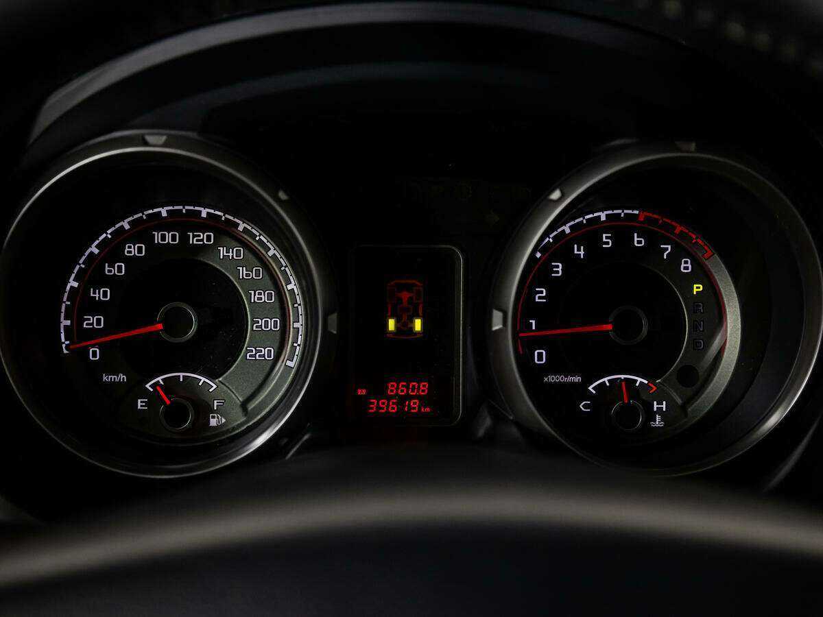 Mitsubishi Pajero 2015 года с пробегом. Фото: #11