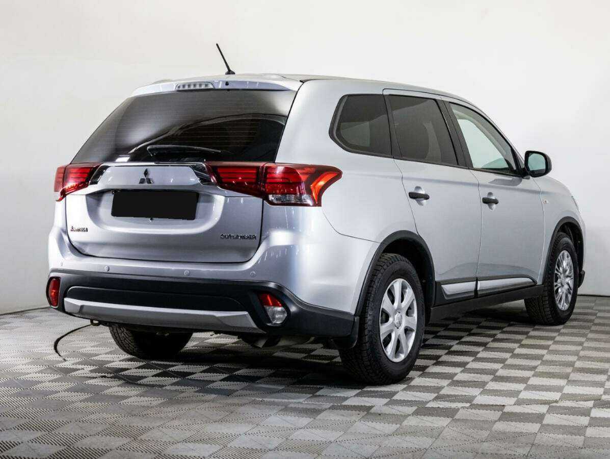 Mitsubishi Outlander 2015 года с пробегом. Фото: #4