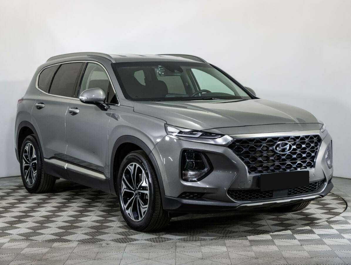 Hyundai Santa Fe 2018 года с пробегом. Фото: #2