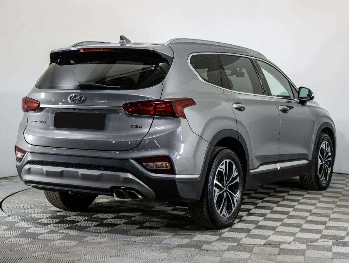 Hyundai Santa Fe 2018 года с пробегом. Фото: #3