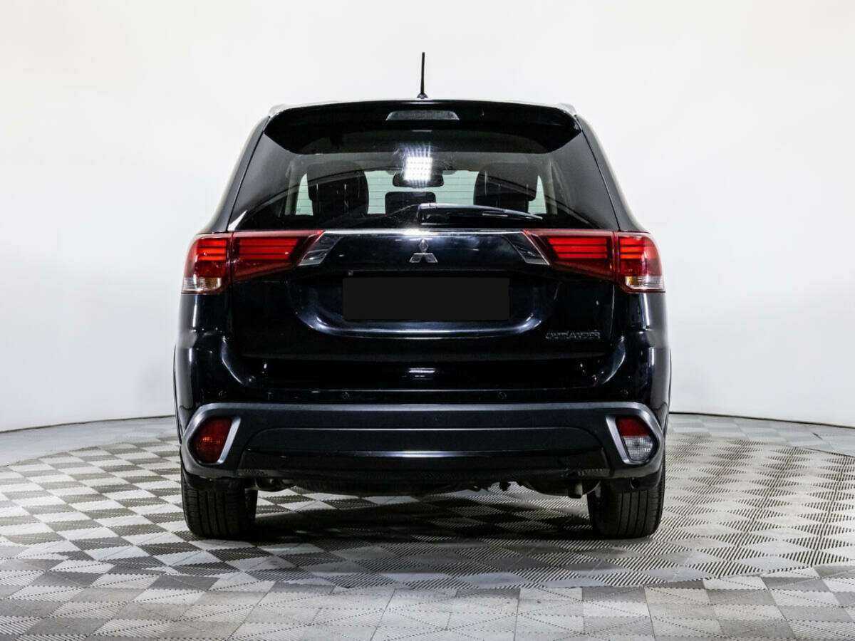Mitsubishi Outlander 2016 года с пробегом. Фото: #5