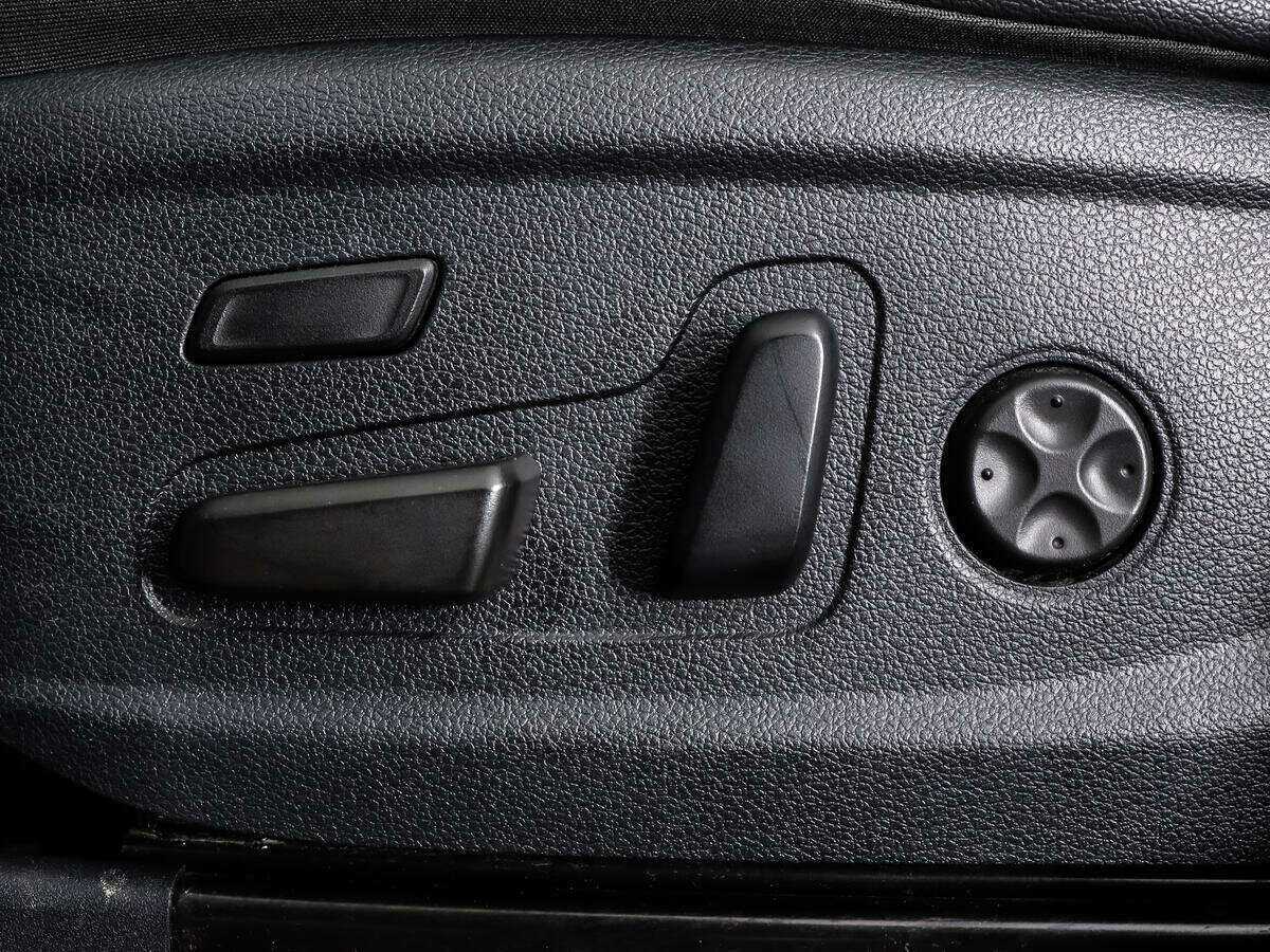 Hyundai Santa Fe 2019 года с пробегом. Фото: #21