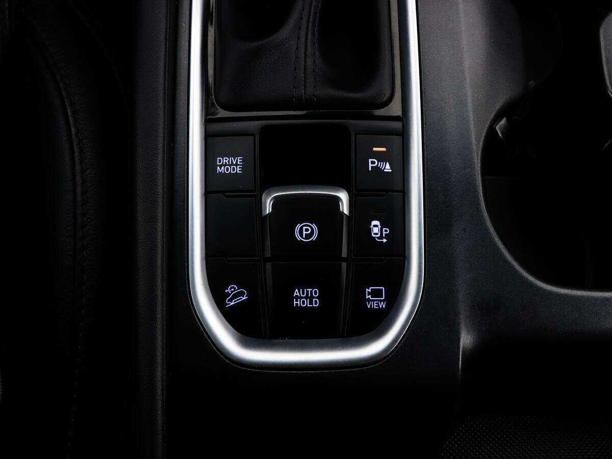 Hyundai Santa Fe 2018 года с пробегом. Фото: #11