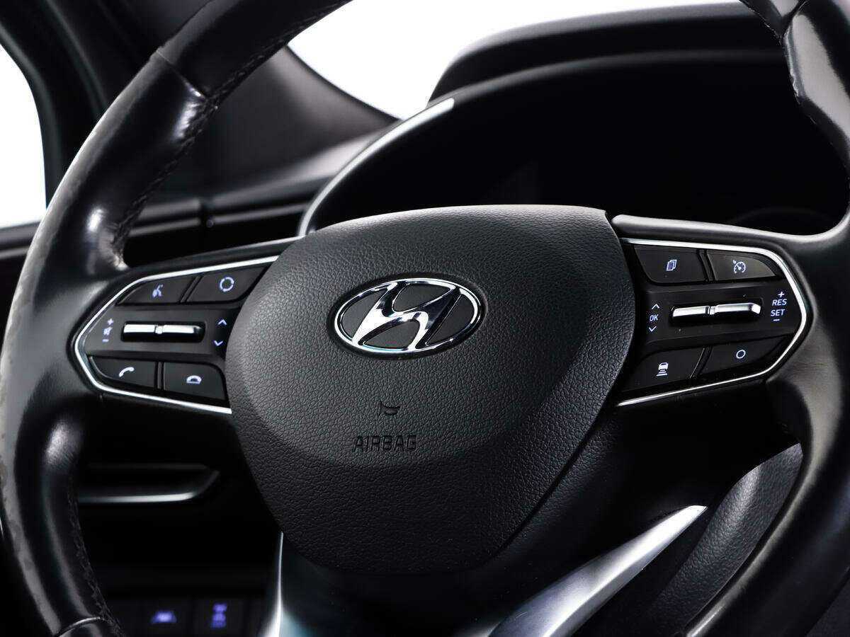 Hyundai Santa Fe 2018 года с пробегом. Фото: #8