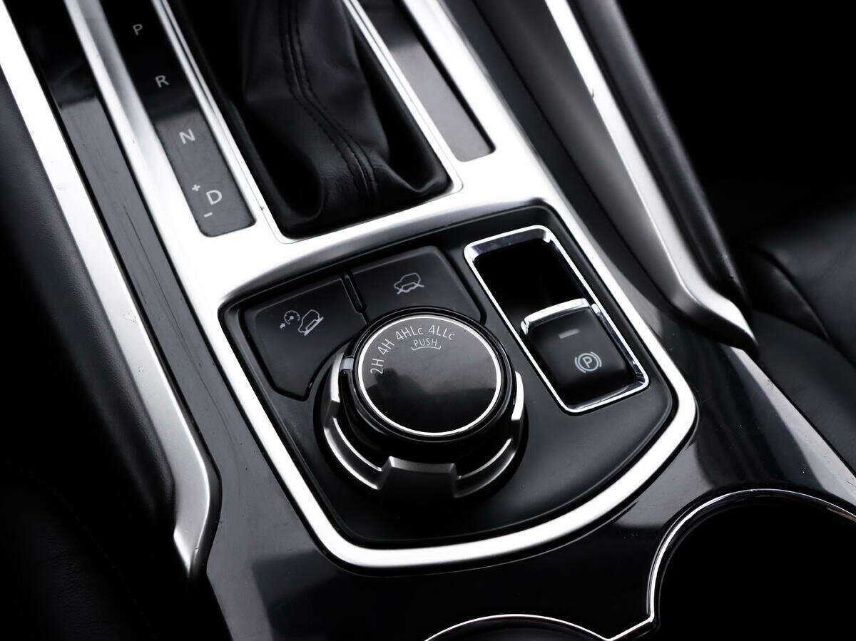 Mitsubishi Pajero Sport 2019 года с пробегом. Фото: #14