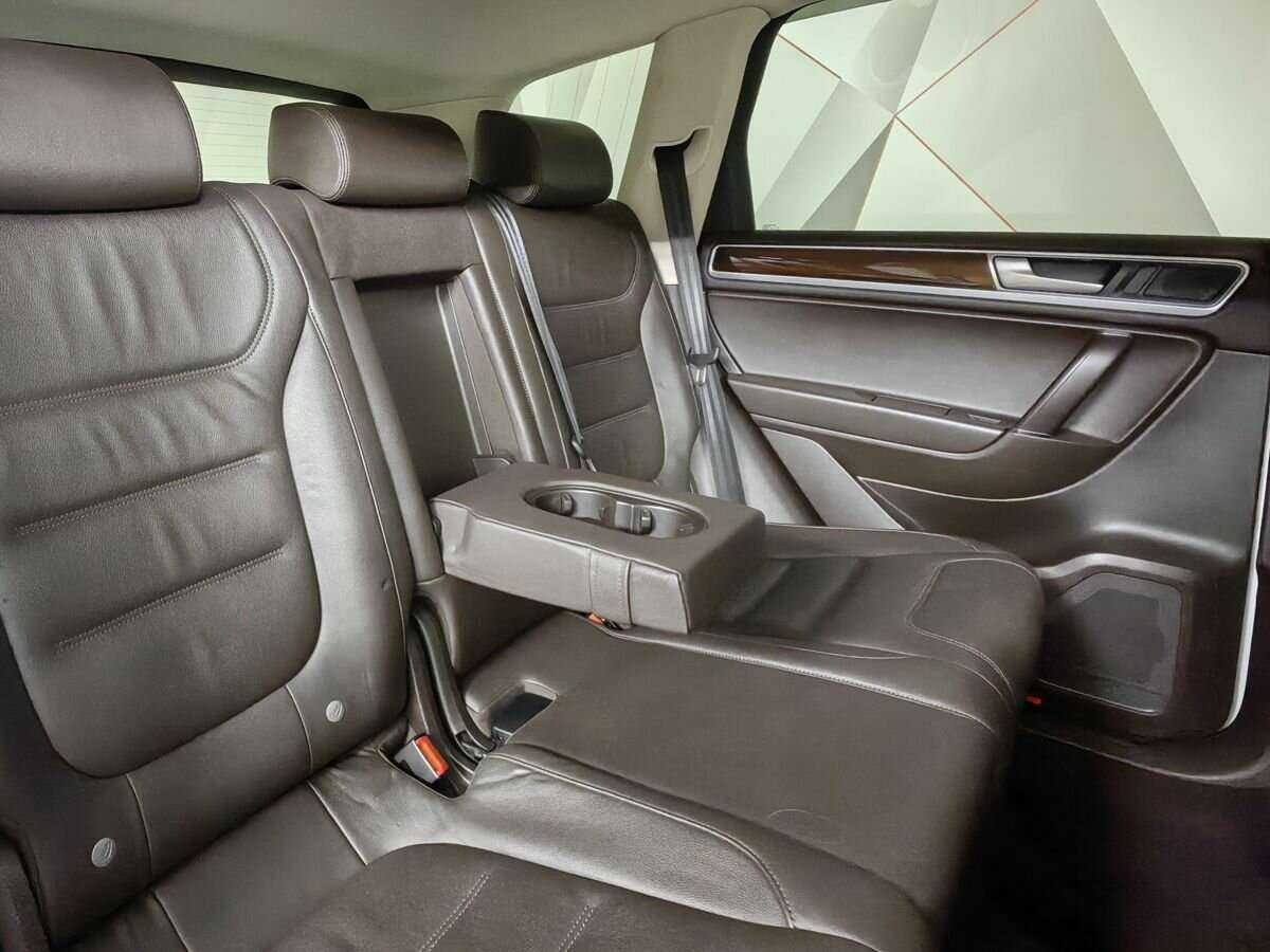 Volkswagen Touareg 2016 года с пробегом. Фото: #12