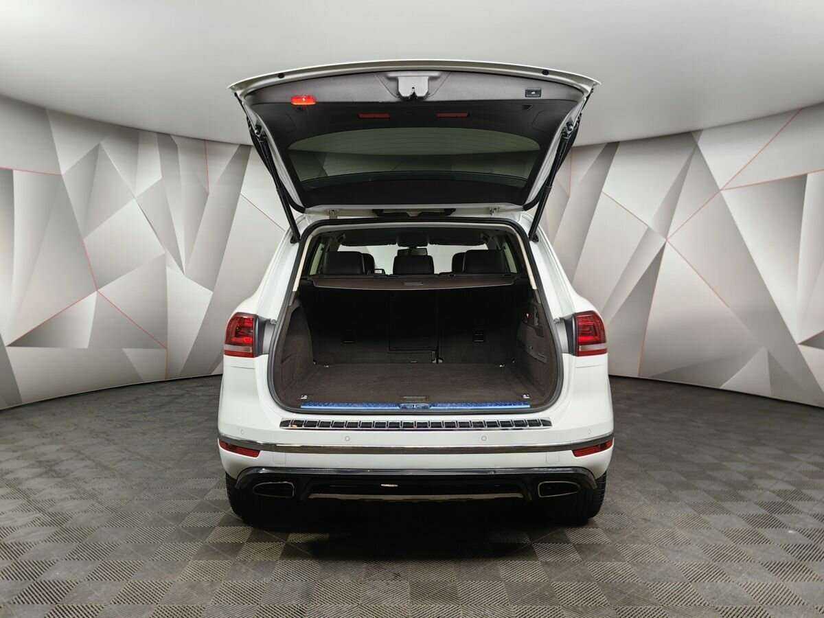 Volkswagen Touareg 2016 года с пробегом. Фото: #17