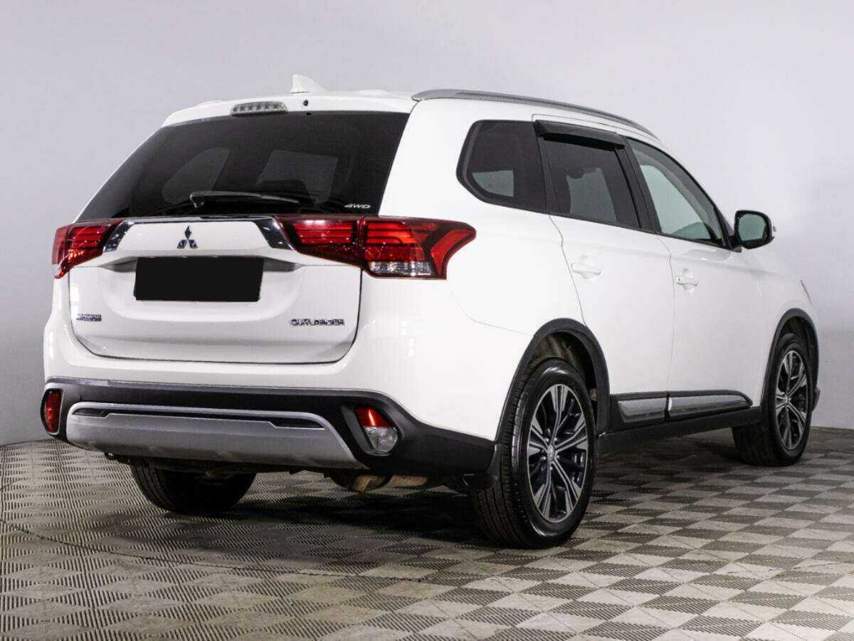 Mitsubishi Outlander 2019 года с пробегом. Фото: #4