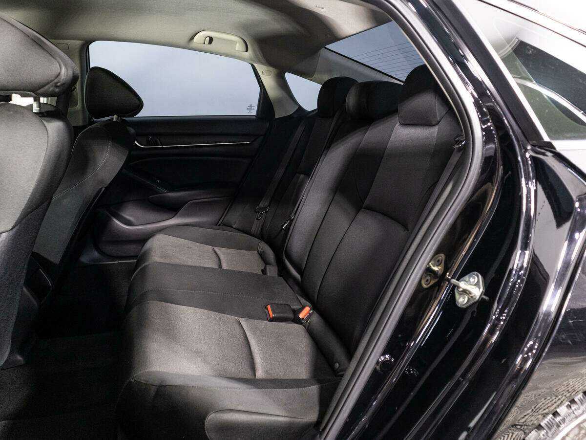 Honda Accord 2018 года с пробегом. Фото: #9