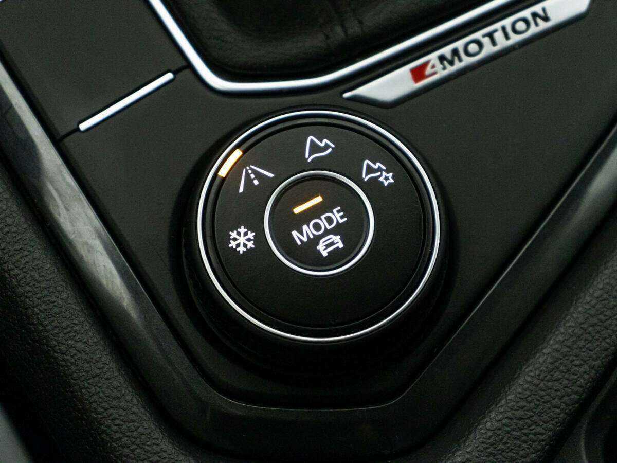 Volkswagen Tiguan 2021 года с пробегом. Фото: #14